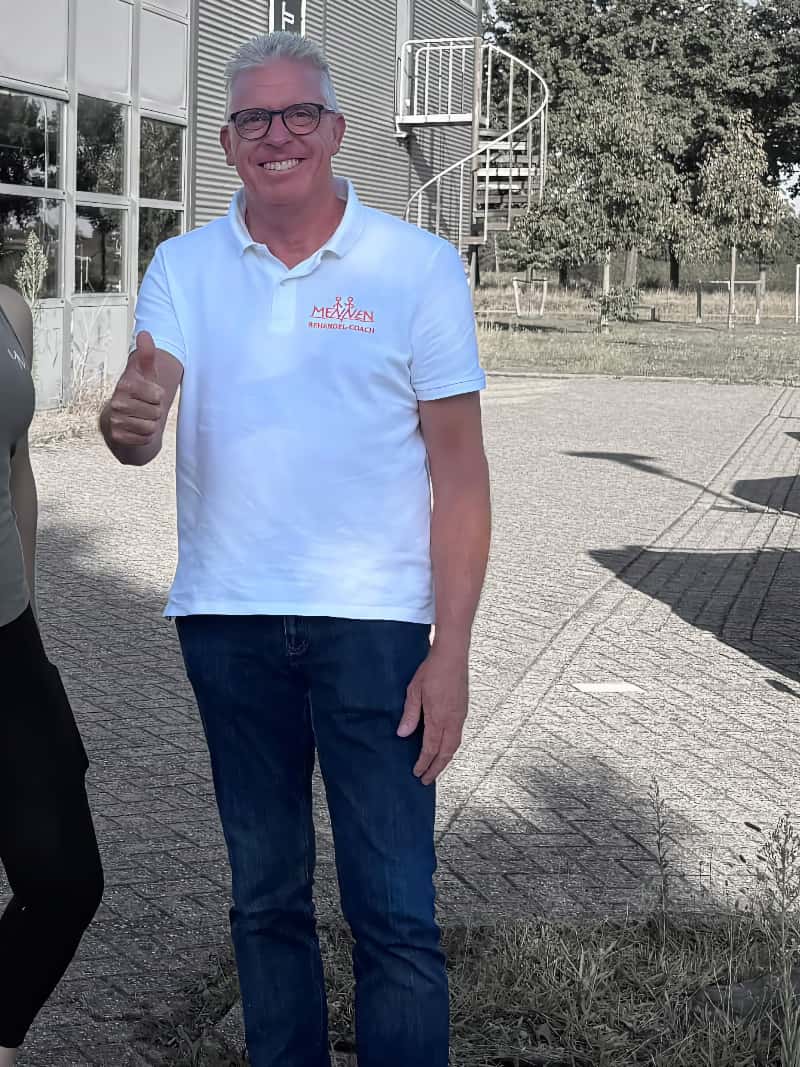 Victor Mennen — groepslesinstructeur bij YVSPORT Fitclub